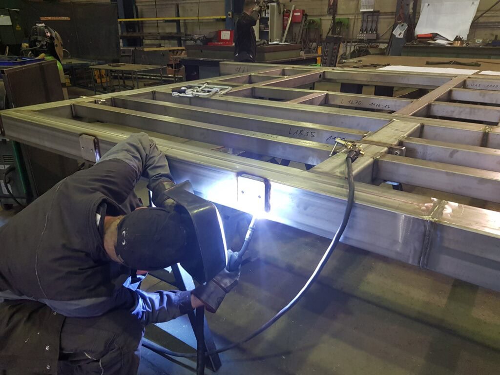 Bühnen - Bühnenbau - Maderthoner Maschinenbau