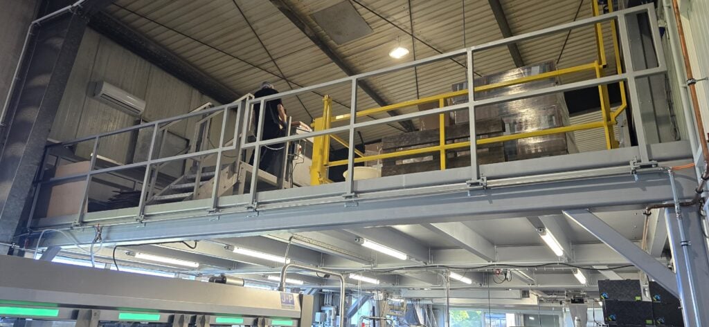 Podeste nach Wunsch von Maderthoner Maschinenbau