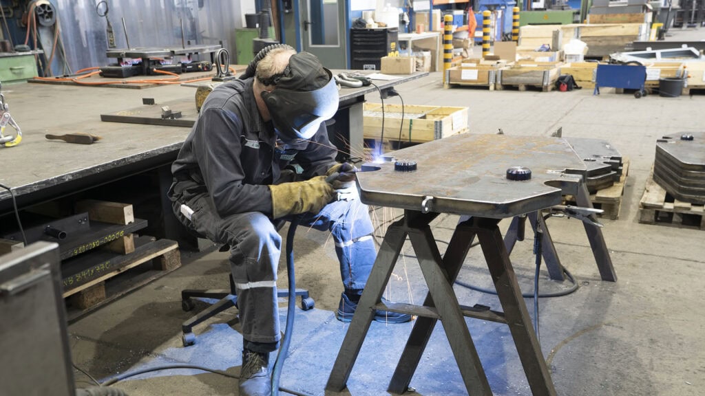 Schweißen - Maderthoner Maschinenbau